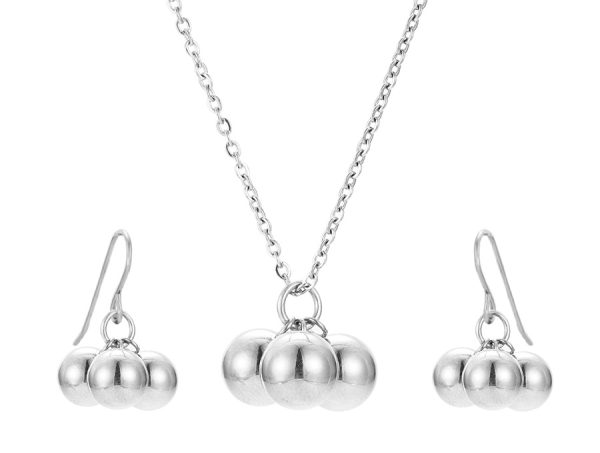 Chic Charms