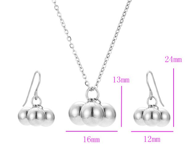 Chic Charms